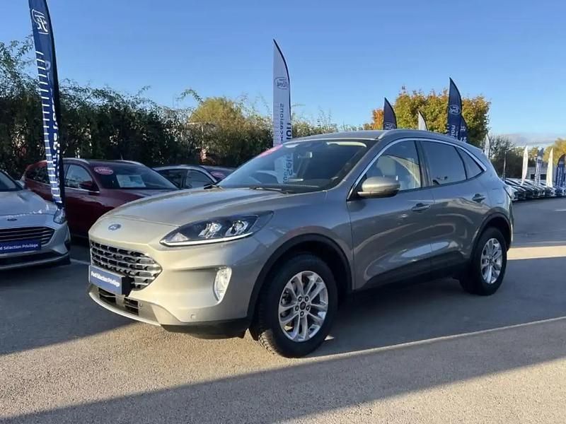 Gris Utilisé 2023 Ford Kuga Titanium SUV | 25 999 € (Prix juste) - Image 1/4