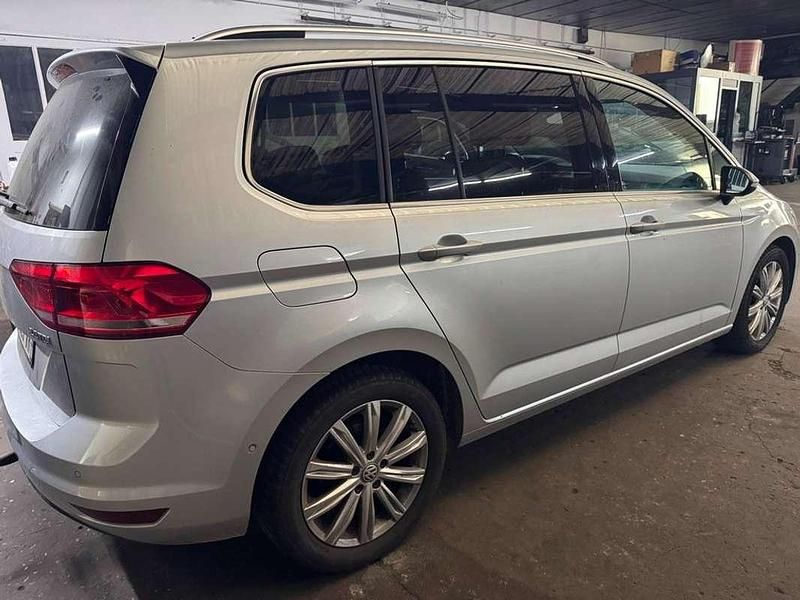 Occasion VW Touran 150 ch (110 kW) 2017 Argent Monospace