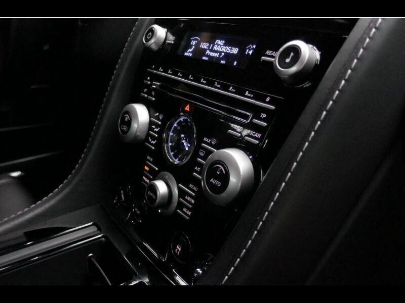 Occasion Aston Martin DBS 517 ch (380 kW) 2009 Gris Cabriolet