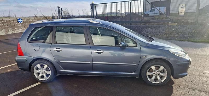 Occasion Peugeot 307 Allure 109 ch (80 kW) 2006 Gris Break