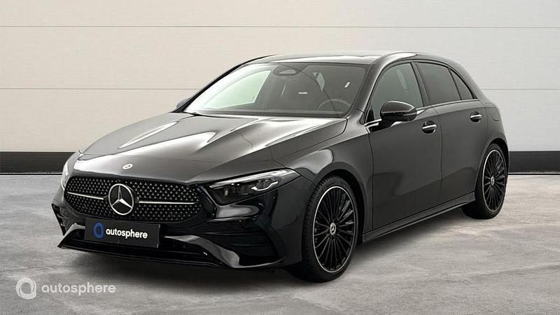 Utilisé 2023 Mercedes A200 AMG line Berline | 31 799 € (Prix juste) - Image 1/4