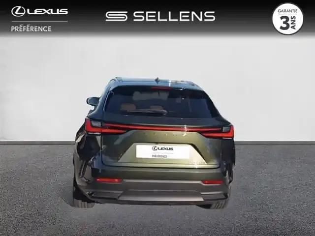 Occasion Lexus NX450h+ 2024 Vert kaki métallisé SUV