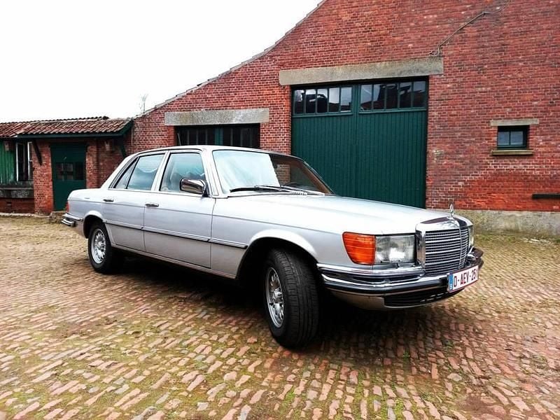 Argent Utilisé 1978 Mercedes 350 SE Berline | 13 800 € - Image 1/4