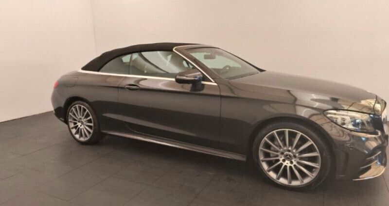 Utilisé 2023 Mercedes C220 AMG line Cabriolet | 50 990 € (Prix assez cher) - Image 1/4
