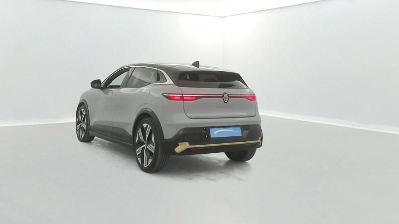 Occasion Renault Megane E-Tech Iconic 160 kW (218 ch) 2022 Berline