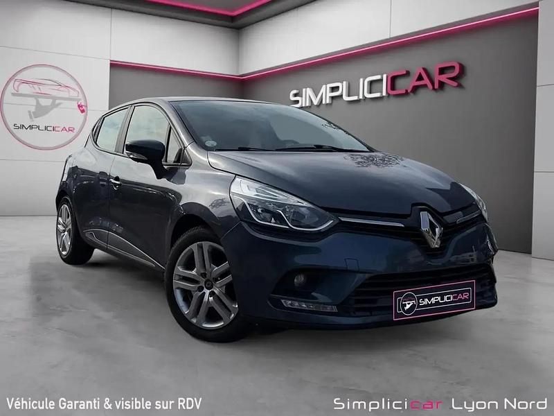 Gris Utilisé 2018 Renault Clio IV Business | 10 480 € (Prix juste) - Image 1/4
