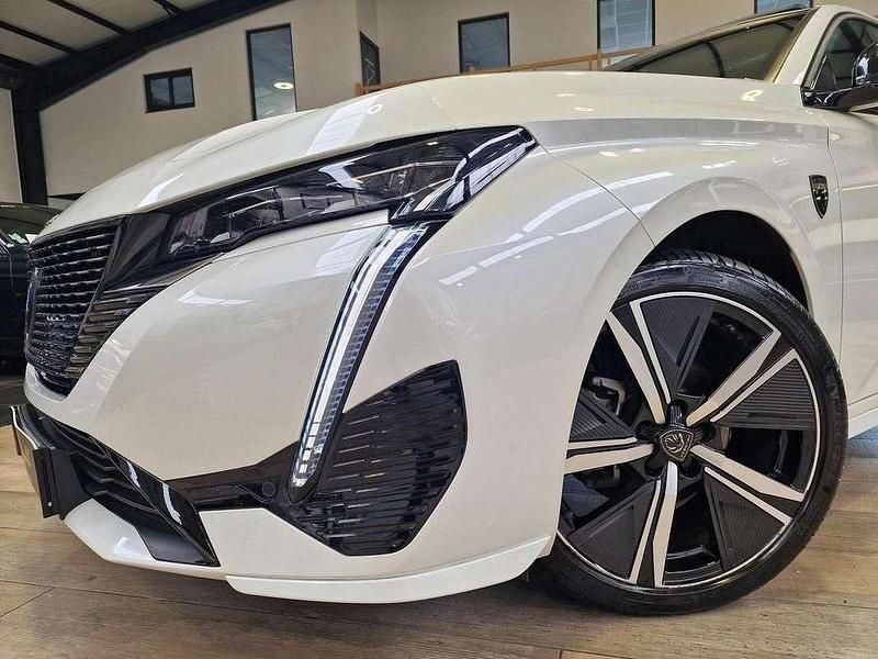 Occasion Peugeot 308 GT 131 ch (96 kW) 2023 Noir Citadine