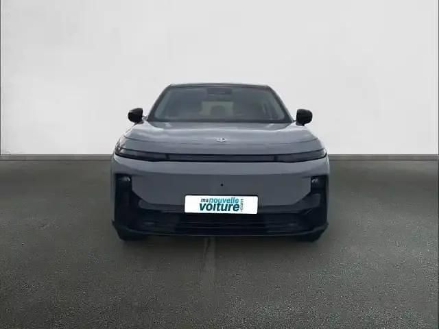 Occasion Leapmotor B10 160 kW (218 ch) 2025 Tundra grey SUV