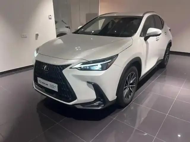 Occasion Lexus NX450h+ 185 ch (136 kW) 2022 Blanc arctique métallisé SUV