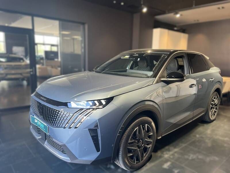 Bleu Nouvelle 2025 Peugeot 3008 SUV | 47 890 € - Image 1/3
