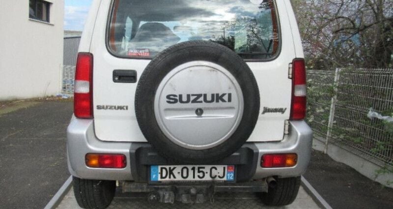 Image 2/4