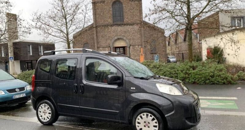 Utilisé 2011 Fiat Qubo Trekking Monospace | 5 470 € - Image 1/4