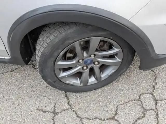 Occasion Ford Ka Plus Active 85 ch (62 kW) 2019 Gris lunaire Citadine