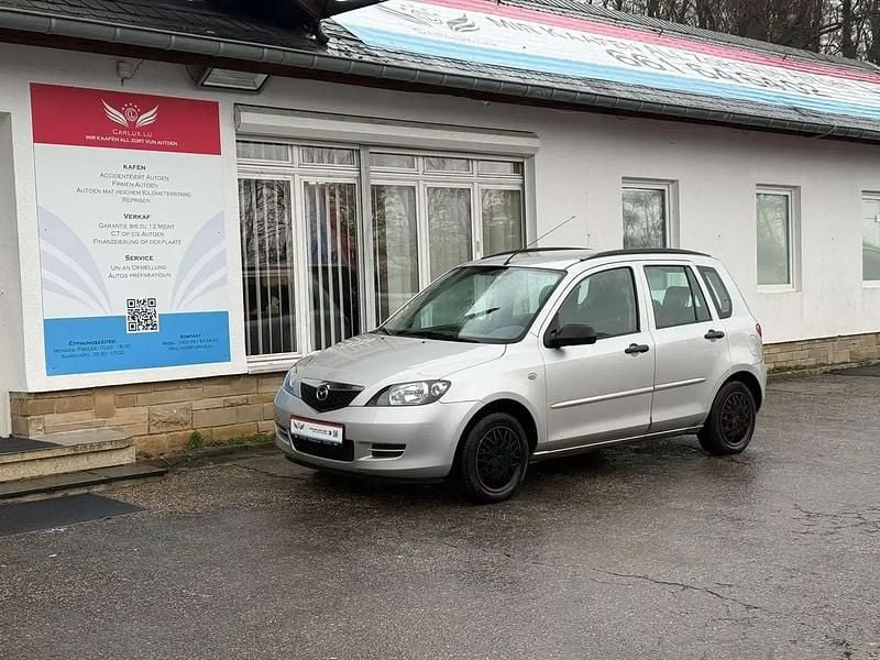 Gris Occasion 2004 Mazda 2 Comfort Monospace | 1 399 € - Image 1/4