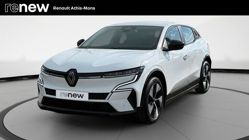 Blanc Utilisé 2022 Renault Mégane Equilibre Berline | 20 990 € (Prix assez cher) - Image 1/4