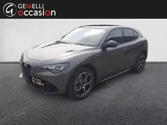 Gris vesuvio métallisée Nouvelle 2025 Alfa Romeo Stelvio Veloce SUV | 50 900 € - Image 1/4