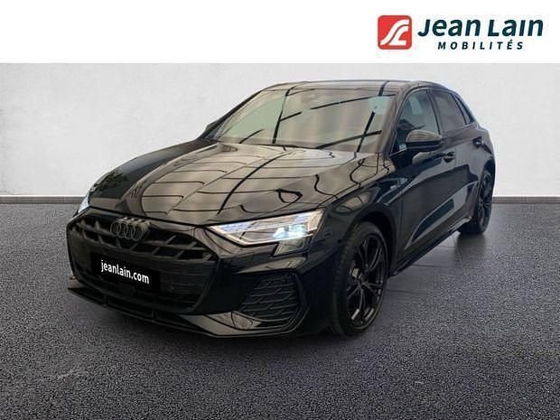 Noir Utilisé 2025 Audi A3 e-tron S-Line Citadine | 56 250 € - Image 1/4