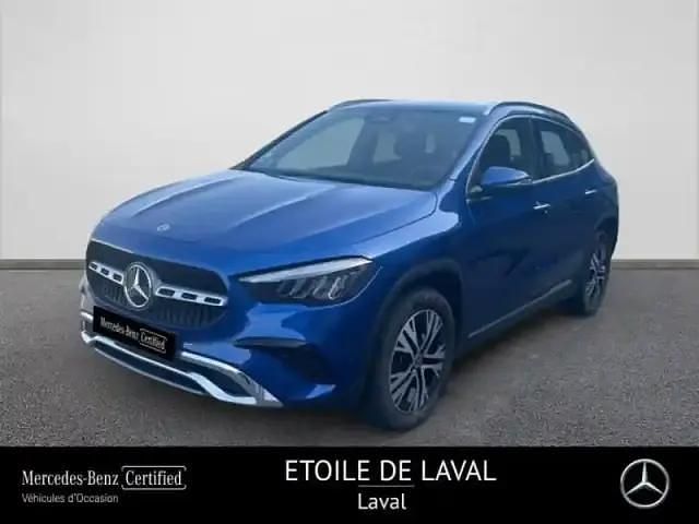 Bleu Occasion 2024 Mercedes GLA250 Progressive SUV | 39 890 € (Prix juste) - Image 1/4