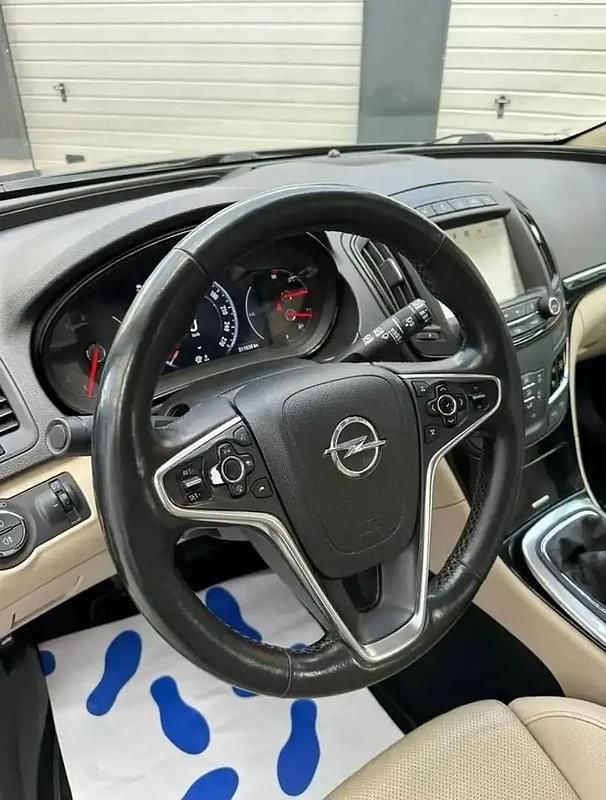 Utilisé 2017 Opel Insignia Edition Berline | 5 200 € - Image 1/4