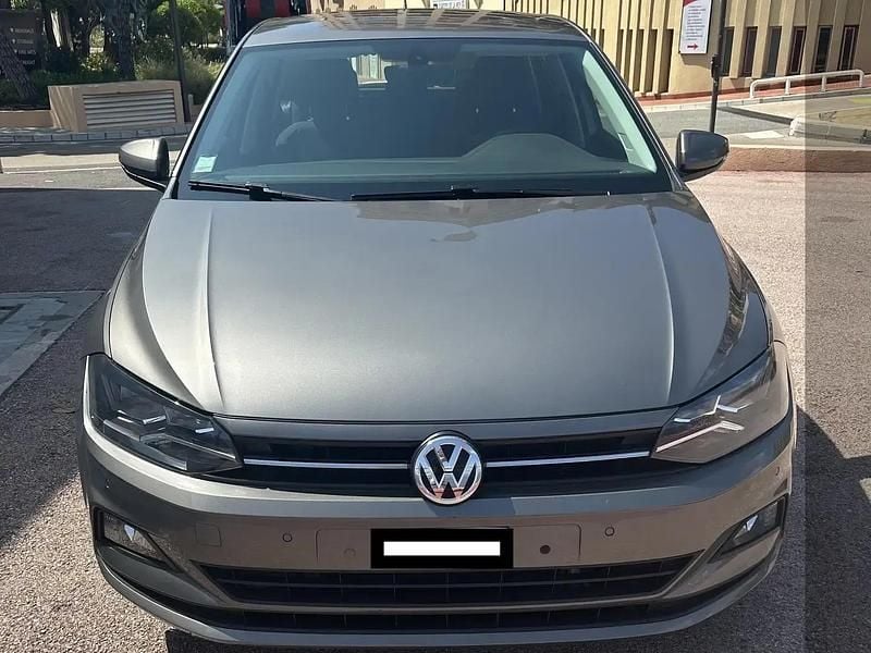 Gris Occasion 2019 VW Polo S Berline | 14 900 € (Bon prix) - Image 1/4