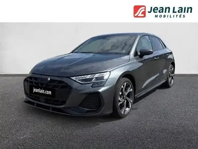 Gris daytona Utilisé 2025 Audi A3 Sportback S-Line Citadine | 43 848 € - Image 1/4