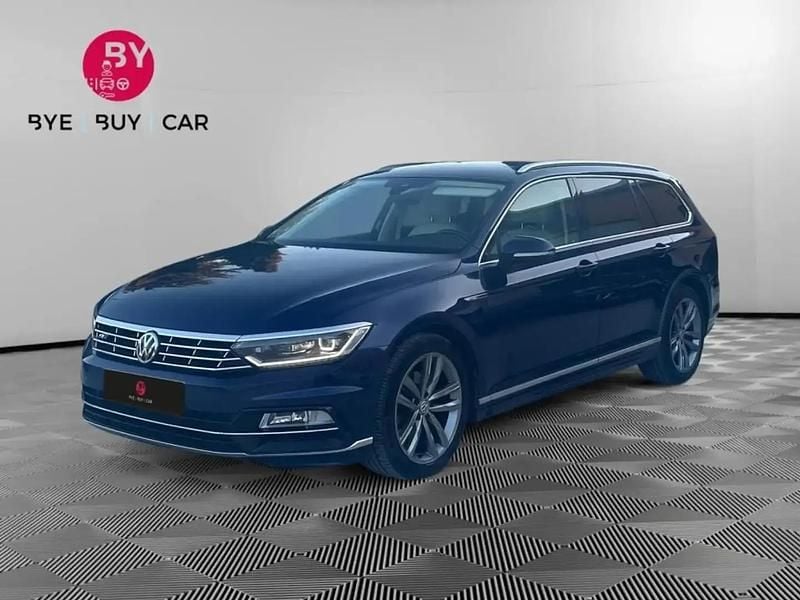 Bleu Occasion 2018 VW Passat R-line Break | 20 990 € (Prix assez cher) - Image 1/4
