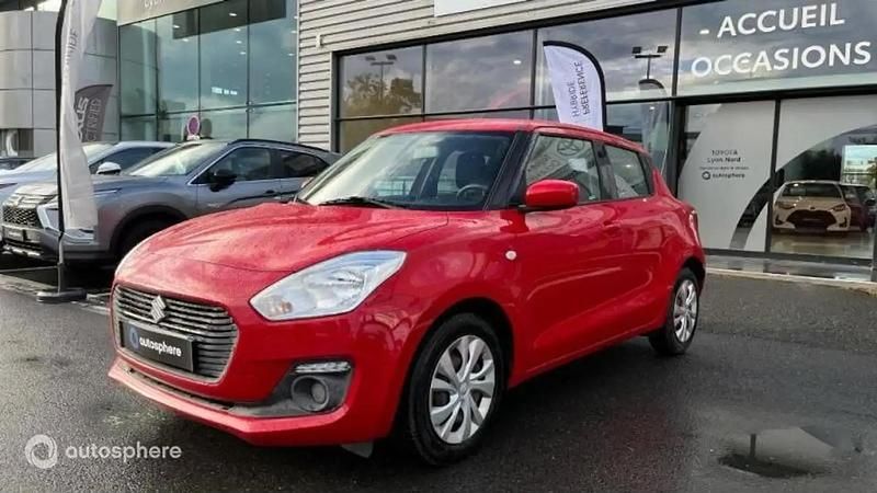 Rouge Utilisé 2020 Suzuki Swift Berline | 12 799 € (Prix juste) - Image 1/4