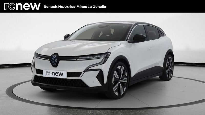 Blanc Utilisé 2024 Renault Mégane Iconic Berline | 29 799 € (Prix juste) - Image 1/4