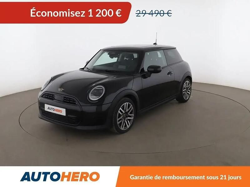 Noir Utilisé 2024 Mini Cooper Classic Citadine | 27 690 € (Prix juste) - Image 1/2