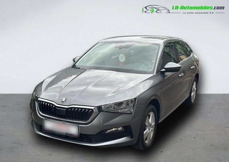 Utilisé 2023 Skoda Scala Citadine | 21 300 € (Prix juste) - Image 1/4