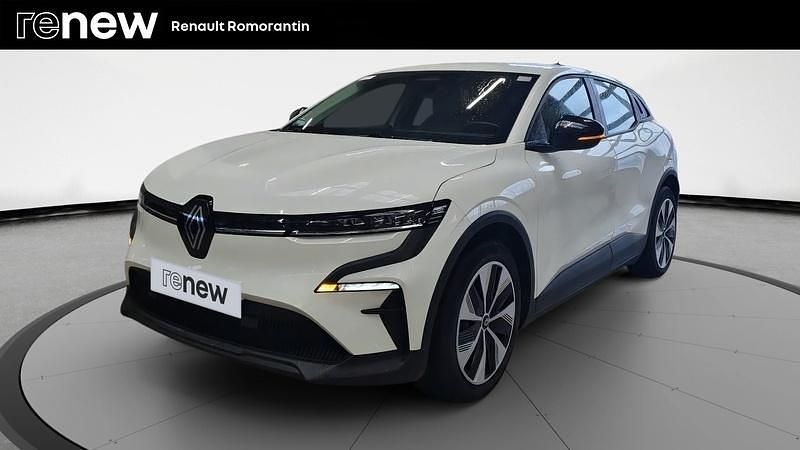Blanc Occasion 2022 Renault Megane E-Tech Evolution Berline | 21 990 € - Image 1/4
