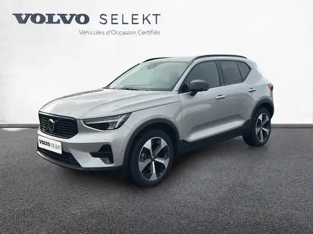 Gris Occasion 2025 Volvo XC40 SUV | 39 900 € - Image 1/4