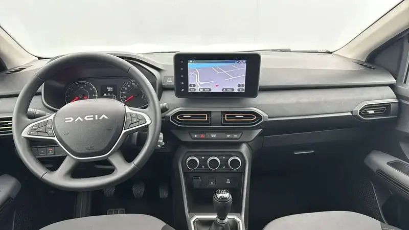 Image 3/4