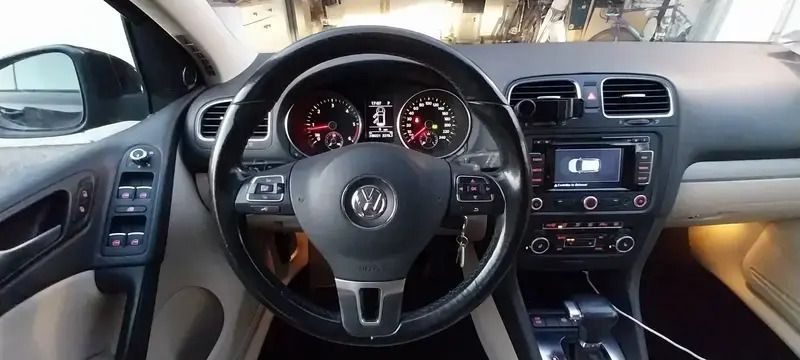 Noir Utilisé 2009 VW Golf VI Berline | 6 000 € (Prix juste) - Image 1/4