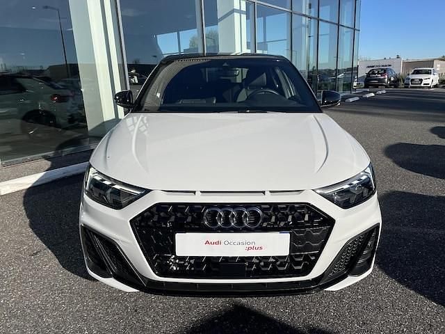 Occasion Audi A1 Sportback S-line plus 116 ch (85 kW) 2025 Blanc glacier métallisé noir mythe métallisé Citadine