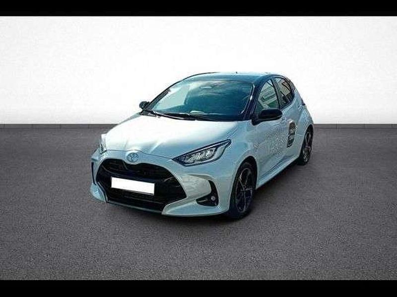 Utilisé 2024 Toyota Yaris Hybrid Berline | 26 490 € (Prix juste) - Image 1/1