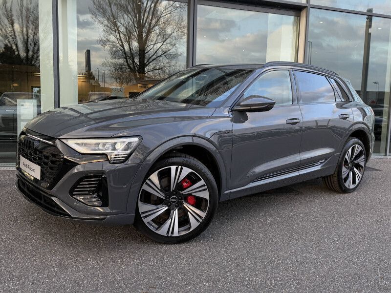 Utilisé 2025 Audi Q8 e-tron S-Line SUV | 79 990 € (Prix assez cher) - Image 1/4