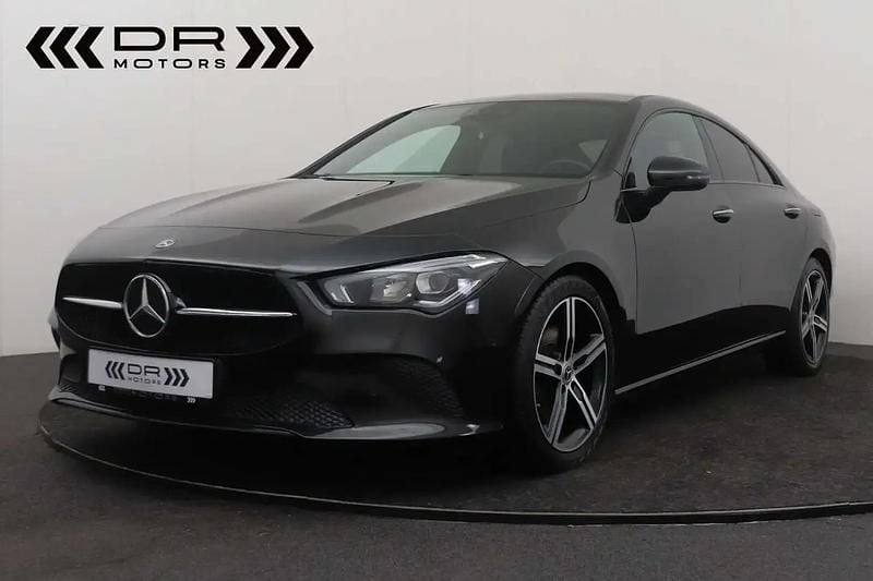 Noir Occasion 2020 Mercedes CLA200 Berline | 21 495 € (Super prix) - Image 1/4