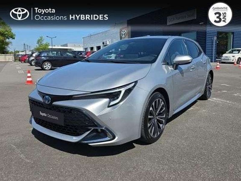 Utilisé 2023 Toyota Corolla Design Berline | 27 990 € (Prix juste) - Image 1/1