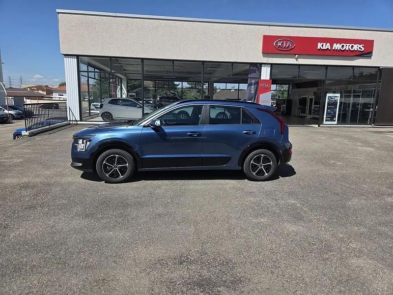 Bleu Utilisé 2024 Kia Niro Active SUV | 29 790 € (Prix juste) - Image 1/4