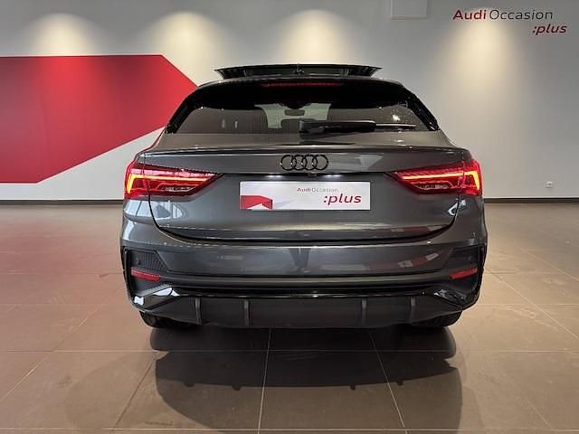 Occasion Audi Q3 Sportback S-Line 150 ch (110 kW) 2024 Gris daytona nacré SUV
