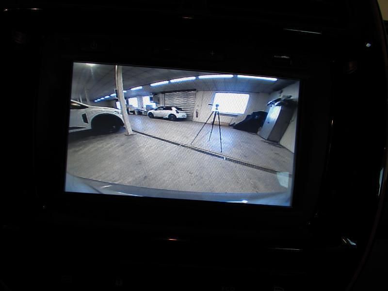 Image 4/4