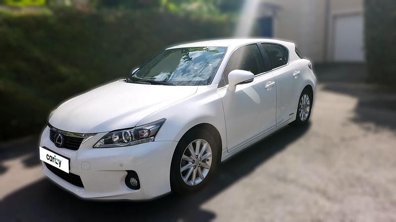 Blanc Utilisé 2013 Lexus CT200h Berline | 11 890 € - Image 1/4