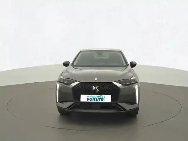 Occasion DS Automobiles DS3 Bastille 100 ch (73 kW) 2024 Gris Citadine