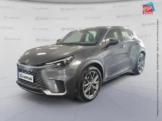 Gris Occasion 2025 Lexus LBX SUV | 32 999 € (Bon prix) - Image 1/4