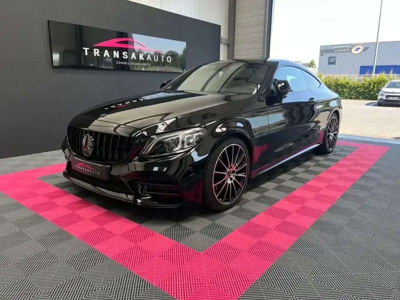 Noir Utilisé 2019 Mercedes C200 | 33 990 € (Prix juste) - Image 1/4