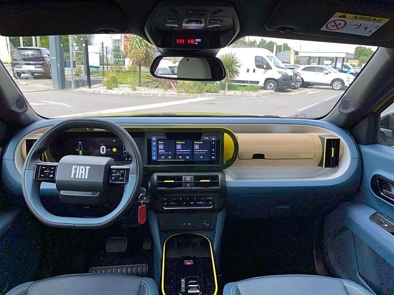 Nouvelle Fiat Grande Panda La Prima 100 kW (136 ch) 2025 Jaune limone Citadine