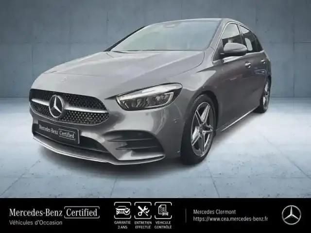 Gris montagne métallisé Occasion 2023 Mercedes B180 AMG line Monospace | 33 490 € (Prix juste) - Image 1/4