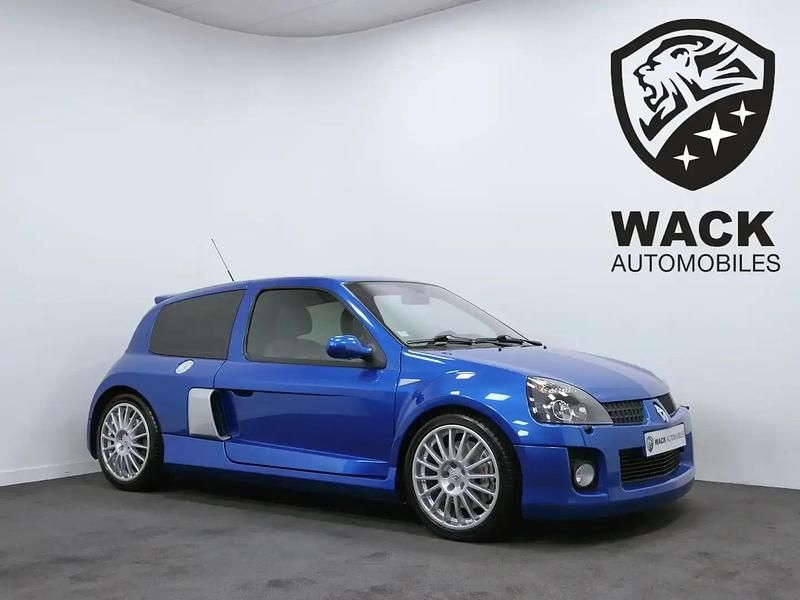 Bleu Occasion 2003 Renault Clio II Berline | 73 900 € - Image 1/4