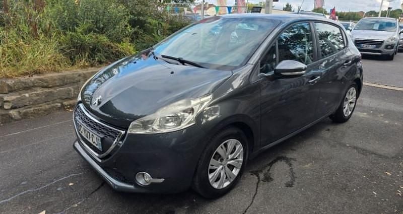 Utilisé 2019 Peugeot 208 Citadine | 5 990 € (Super prix) - Image 1/4